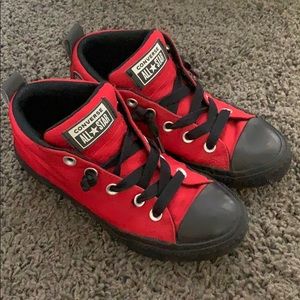 Boys red and black Converse All Stars size 2